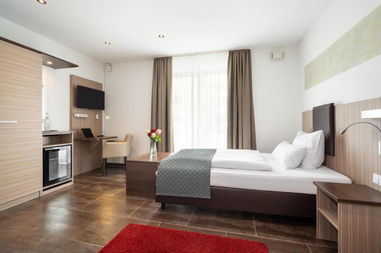 Hotel Drei Rosen Moosburg an der Isar Ngoại thất bức ảnh
